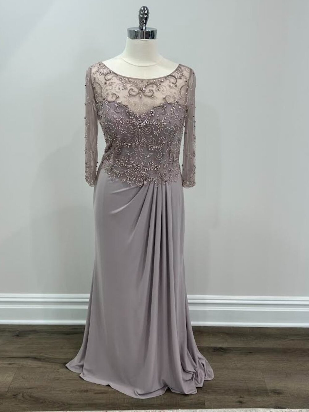 Cameo Rose Beaded Illusion Long Sleeve Jersey Gown Style 17869 Size 16